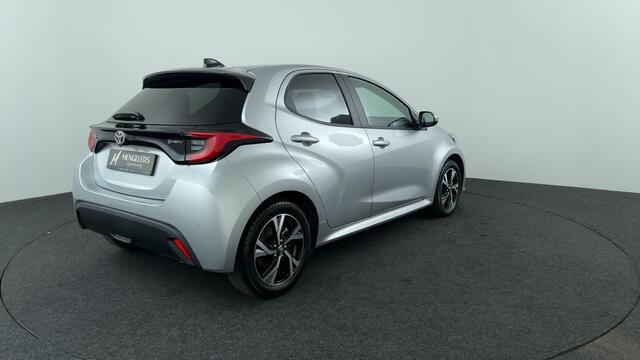Toyota YARIS 1.5 Hybrid 115 Dynamic | Parkeersensoren | Dodehoeksensor