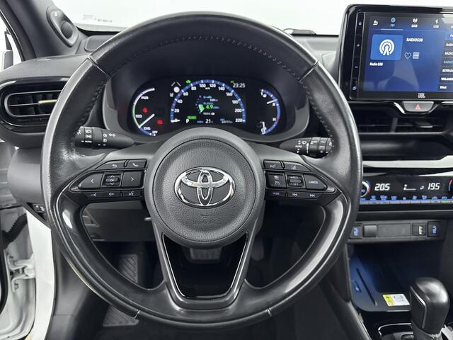 Toyota YARIS Cross 1.5 Hybrid Adventure | Pano Dak | Parkeersensoren V+A | Blindspot | Stoelverwarming |