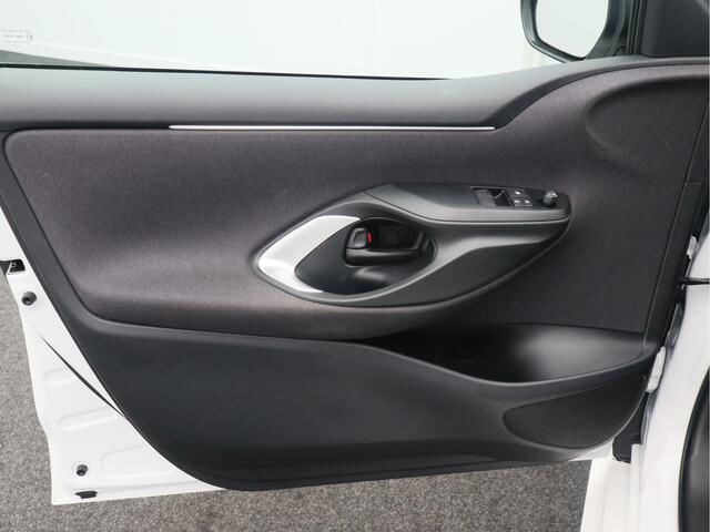 Toyota YARIS 1.5 Hybrid 115 Comfort/ afneembare trekhaak/ zeer mooi!