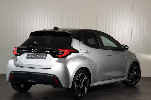 Toyota YARIS 1.5 Hybrid 130 Executive, Panodak