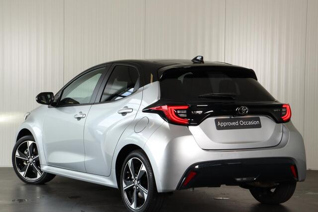 Toyota YARIS 1.5 Hybrid 130 Executive, Panodak