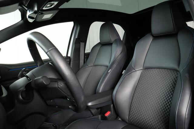 Toyota YARIS 1.5 Hybrid 130 Executive, Panodak