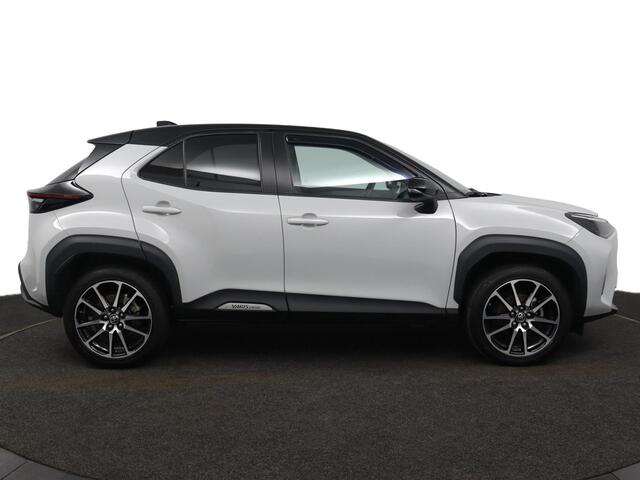 Toyota YARIS Cross 1.5 Hybrid GR Sport | JBL Audio | Stoelverwarming | Elektrische achterklep | Achteruitrijcamera| Parkeersensoren | Apple Carplay | Android Auto |