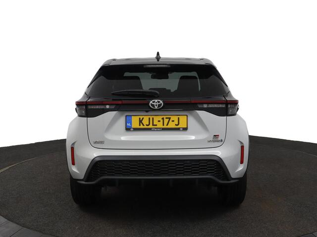 Toyota YARIS Cross 1.5 Hybrid GR Sport | JBL Audio | Stoelverwarming | Elektrische achterklep | Achteruitrijcamera| Parkeersensoren | Apple Carplay | Android Auto |