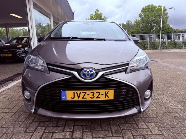 Toyota YARIS 1.5 Hybrid Dynamic Navi Cruisecontrol LM velgen
