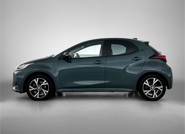 Toyota YARIS 1.5 Hybrid 115 Dynamic | Comfort Pack | PDC | Stuur-Stoelverwarming | Apple CarPlay / Android Auto (Navigatie) |