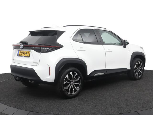 Toyota YARIS Cross 1.5 Hybrid Dynamic | Navigatie | Trekhaak | Parkeercamera |