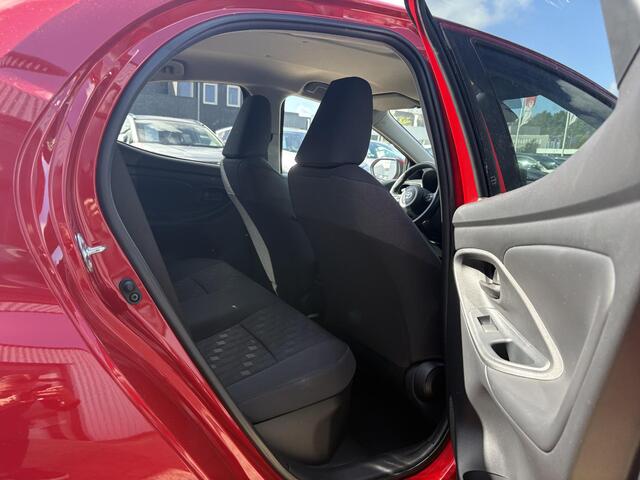 Toyota YARIS 1.5 Hybrid 115 First Edition