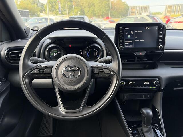 Toyota YARIS 1.5 Hybrid Executive **TREKHAAK/ STOELVERWARMING/ APPLE CARPLAY**