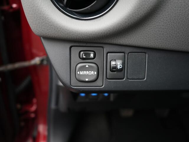 Toyota YARIS 1.0 VVT-i Aspiration | NL Auto | Dealer Onderhouden | Achteruitrijcamera |