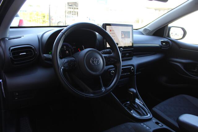 Toyota YARIS 1.5 Hybrid 115 First Edition | Rijklaar | Afn. trekhaak | Apple/Android | Camera | Adap. Cruise | Clima | DAB+