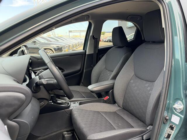 Toyota YARIS 1.5 Hybrid 115 Dynamic **DODE HOEK DETECTIE/ STUURVERWARMING/ PARKEERSENSOREN**