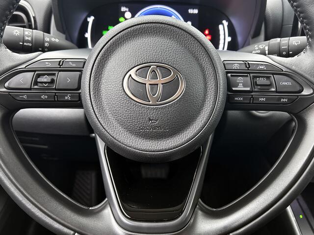 Toyota YARIS 1.5 Hybrid 115 Dynamic | Parkeersensoren V+A | Blindspot | Stuur-Stoelverwarming |
