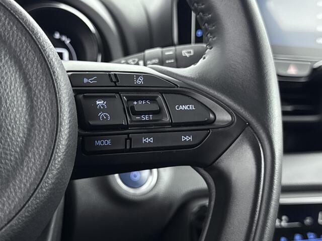 Toyota YARIS 1.5 Hybrid Executive Limited | Stoelverwarming | Navigatie
