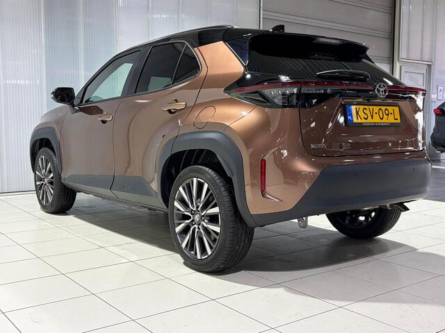 Toyota YARIS Cross 1.5 Hybrid 130 Executive Head up display, BTW auto, 1e Eigenaar, Orgineel NL, Stoelverwarming, JBL Geluidsysteem, 2 Tone lak, Apple carplay/android auto
