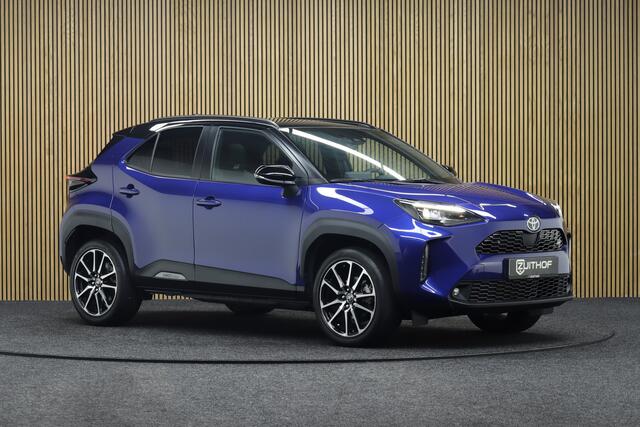 Toyota YARIS Cross 1.5 Hybrid GR Sport | Panoramadak | Parkeerhulp | Elec. bedienbare achterklep | Dodehoek detectie | Navigatie | Leder | Adaptive Cruise
