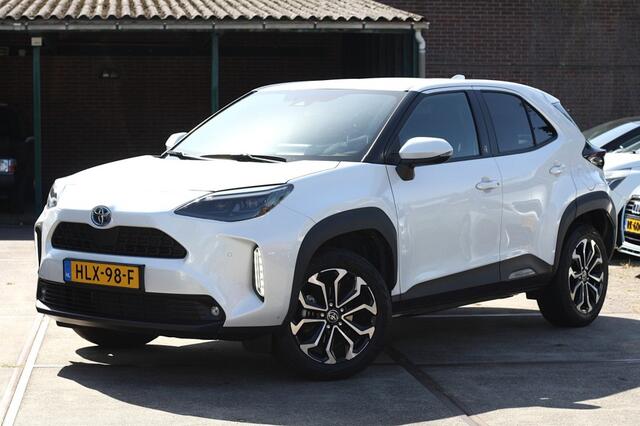 Toyota YARIS 1.5 Hybrid / Garantie / Camera / Airco / Trekhaak / Cruise