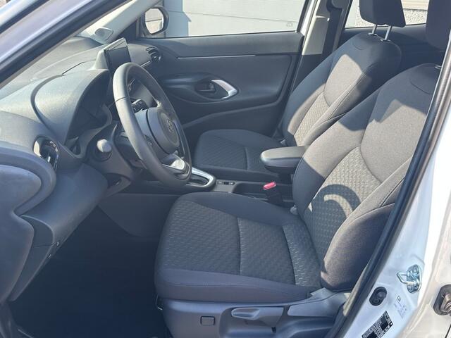 Toyota YARIS 1.5 HYBRIDE 115pk Stoelverw. 10 jaar garantie