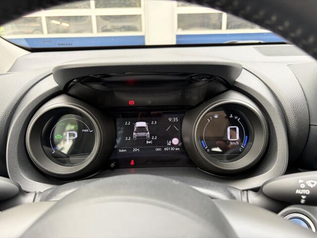 Toyota YARIS 1.5 Hyb. Style | trekhaak | NAV | Stoelverwarming
