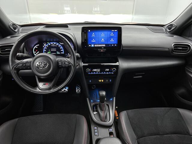 Toyota YARIS Cross 1.5 Hybrid GR Sport | JBL | Head-up display | Leseman opg 29-8
