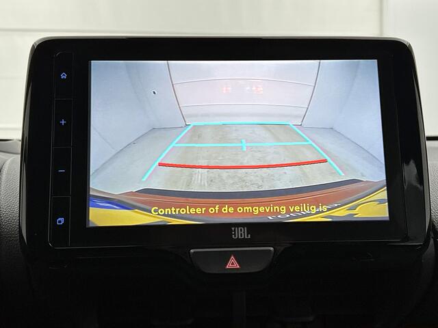 Toyota YARIS Cross 1.5 Hybrid GR Sport | JBL | Head-up display | Leseman opg 29-8