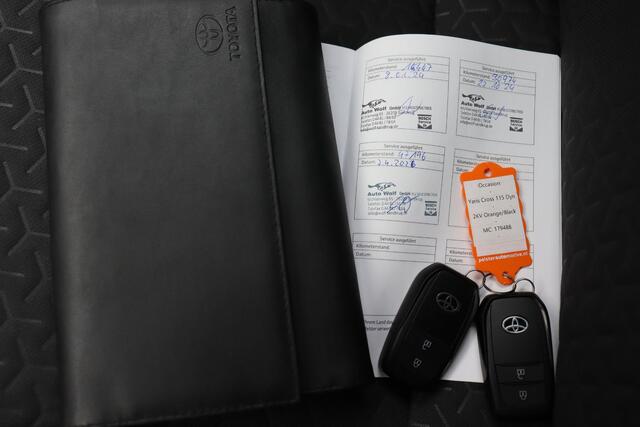Toyota YARIS Cross 1.5 Hybrid Dynamic, Parkeersensoren , Trekhaak, Blind spot monitor