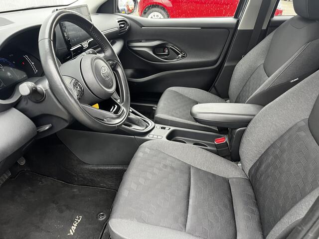 Toyota YARIS 1.5 Hybrid Dynamic Limited Parkeersensoren Stoel Stuurverwarming