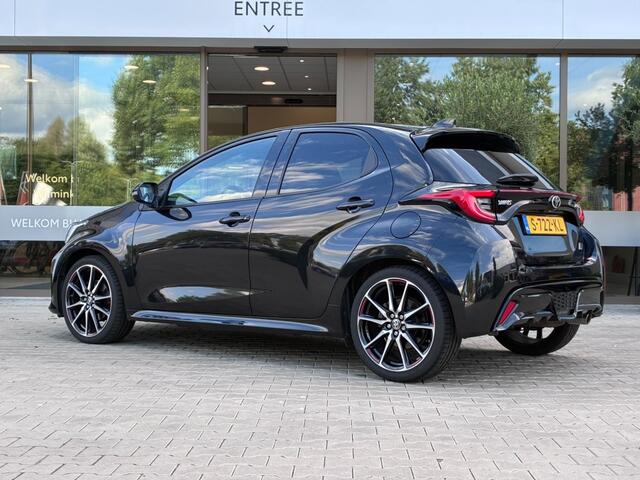 Toyota YARIS 1.5 Hybrid GR Sport | Stoelverwarming | Camera | Carplay |