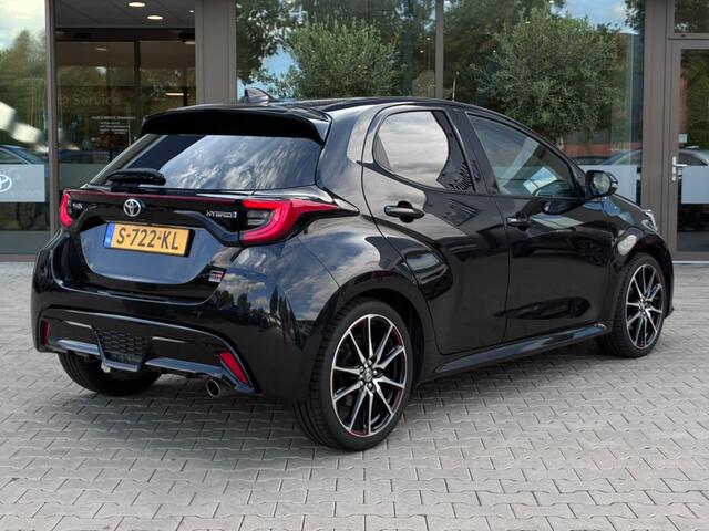 Toyota YARIS 1.5 Hybrid GR Sport | Stoelverwarming | Camera | Carplay |