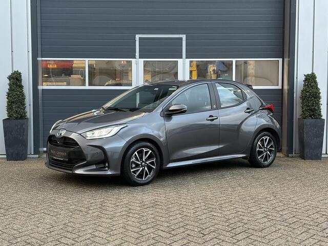 Toyota YARIS 1.5-l-VVT-i Hybrid CVT Luxe | LED | Parkeer sensoren | Camera | Dodehoek |
