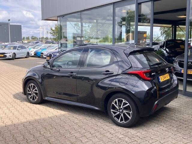 Toyota YARIS 1.5 Dynamic - camera - nav/apple/android - adap cruise