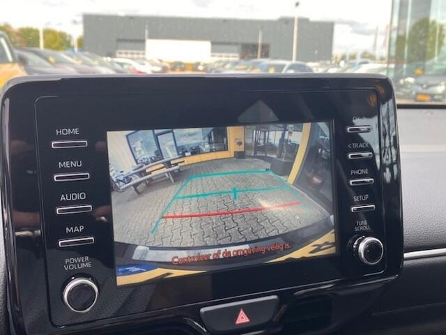 Toyota YARIS 1.5 Dynamic - camera - nav/apple/android - adap cruise