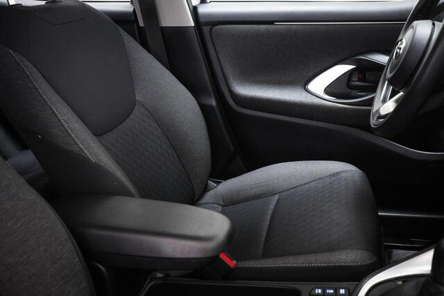 Toyota YARIS 1.5 Hybrid Dynamic | STOELVERWARMING LED | CIMA | DAB | APPLE | CAMERA