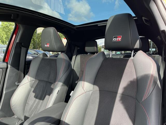 Toyota YARIS 1.5 Hybrid GR Sport | All-in prijs | Automaat | Panoramadak