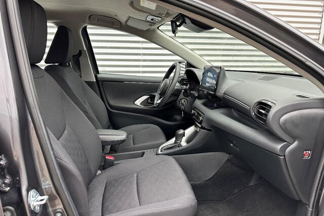 Toyota YARIS 1.5 Hybrid 115 Active Face-Lift