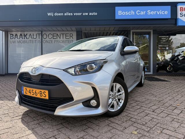 Toyota YARIS 1.5 Hybrid Active | Climate | Camera | Carplay