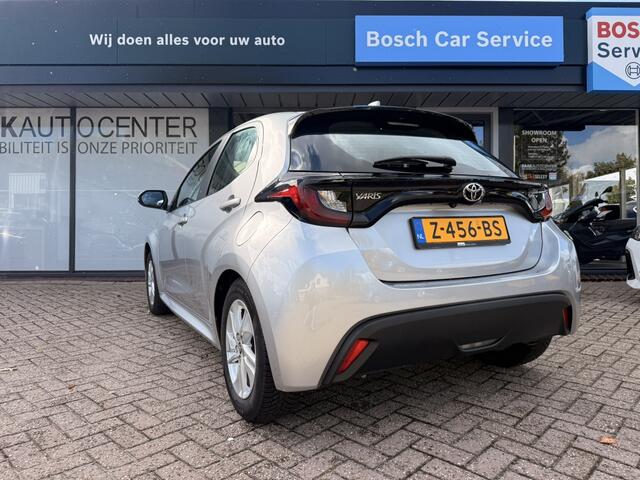 Toyota YARIS 1.5 Hybrid Active | Climate | Camera | Carplay