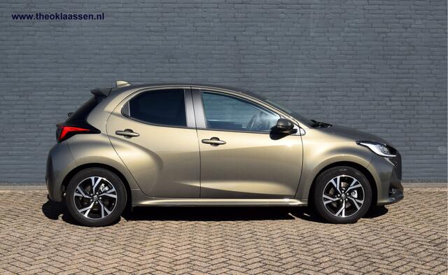 Toyota YARIS 1.5 Hybrid 115 First Edition Apple Carplay Ned. auto 1e eigenaar dealer onderhouden
