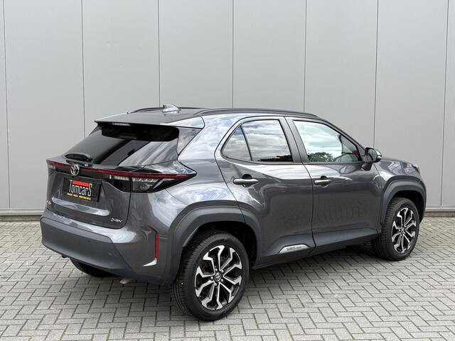 Toyota YARIS Cross 1.5 Hybrid 116PK Automaat First Edition Carplay-android/Stoel-stuurverming/Parkeerhulp/Camera