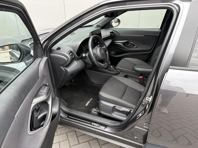 Toyota YARIS Cross 1.5 Hybrid 116PK Automaat First Edition Carplay-android/Stoel-stuurverming/Parkeerhulp/Camera