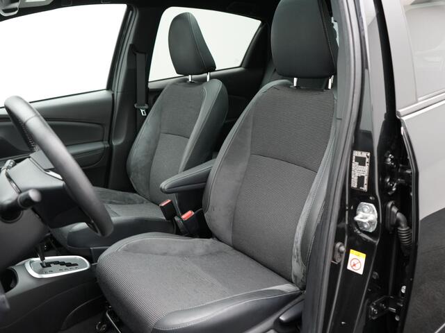 Toyota YARIS Executive | Dealer Onderhouden | Panorama dak| Navigatie |