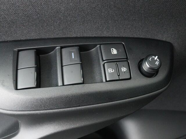 Toyota YARIS 1.5 Hybrid 115 Dynamic *NIEUW*