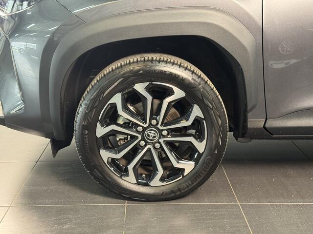 Toyota YARIS Cross 1.5 Hybrid 130 Dynamic + Comfort Pack | Dodehoekdetectie | Parkeersensoren voor en achter | 130 pk |