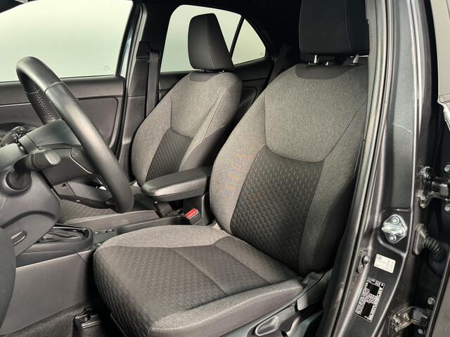 Toyota YARIS Cross 1.5 Hybrid 130 Dynamic + Comfort Pack | Dodehoekdetectie | Parkeersensoren voor en achter | 130 pk |