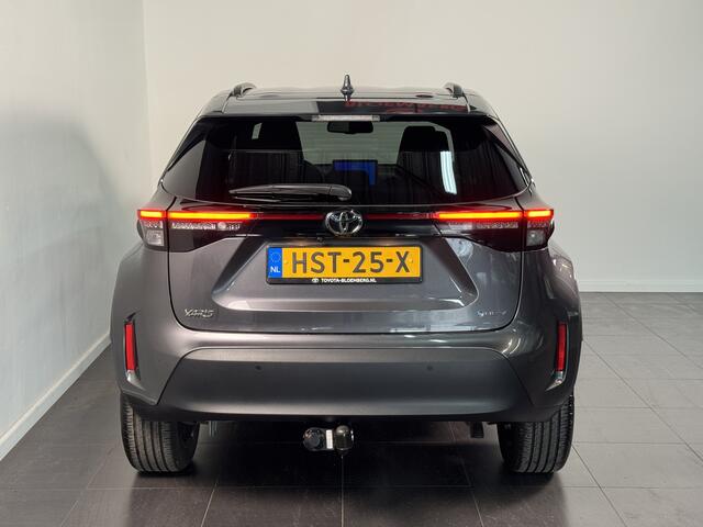 Toyota YARIS Cross 1.5 Hybrid 130 Dynamic + Comfort Pack | Dodehoekdetectie | Parkeersensoren voor en achter | 130 pk |