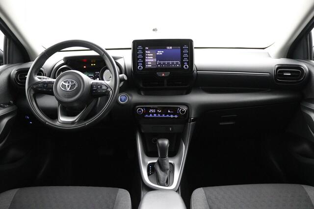 Toyota YARIS 1.5 Hybrid Dynamic | Navigatie | Keyless | Parkeercamera |