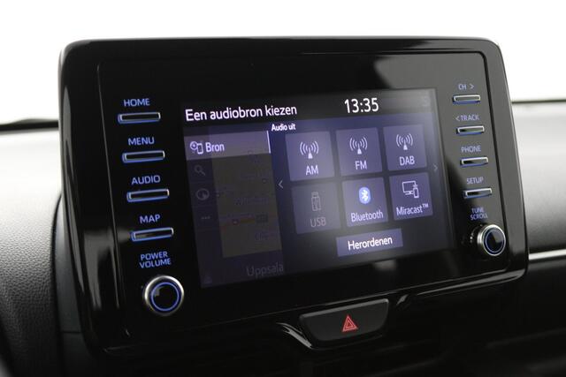 Toyota YARIS 1.5 Hybrid Dynamic | Navigatie | Keyless | Parkeercamera |