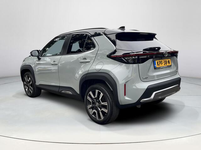 Toyota YARIS Cross 1.5 Hybrid 130 Launch Edition | Panoramadak | Stoel+ stuurverwarming | Head up display | JBL audio | Elektrische klep |