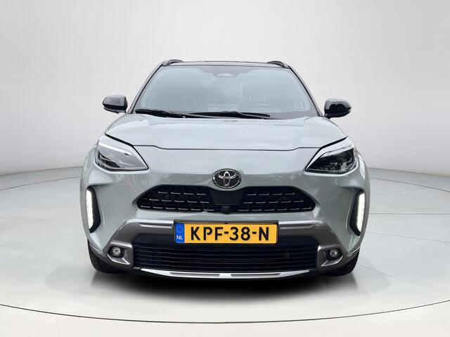 Toyota YARIS Cross 1.5 Hybrid 130 Launch Edition | Panoramadak | Stoel+ stuurverwarming | Head up display | JBL audio | Elektrische klep |
