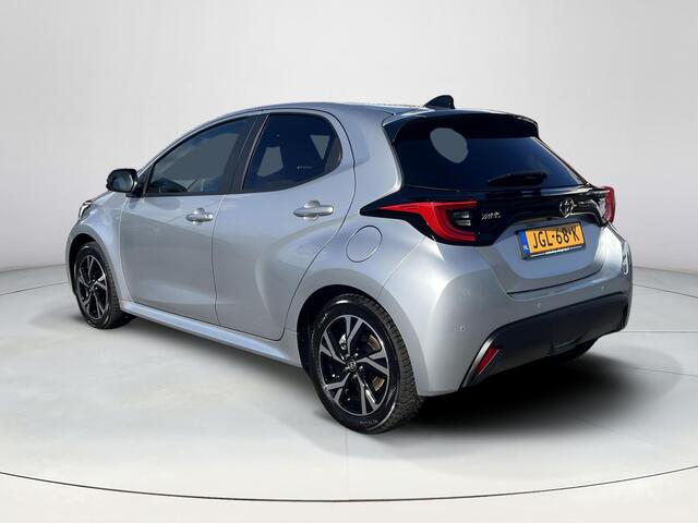 Toyota YARIS 1.5 Hybrid 115 Dynamic | Parkeersensoren | Dode hoek waarschuwing | Stoelverwarming | LED koplampen |